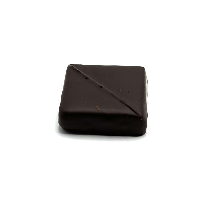 Bonbon enrobé et décoré à la main
